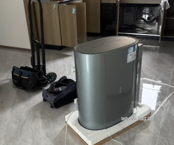 美的热水器60升一级能效出水断电吗
